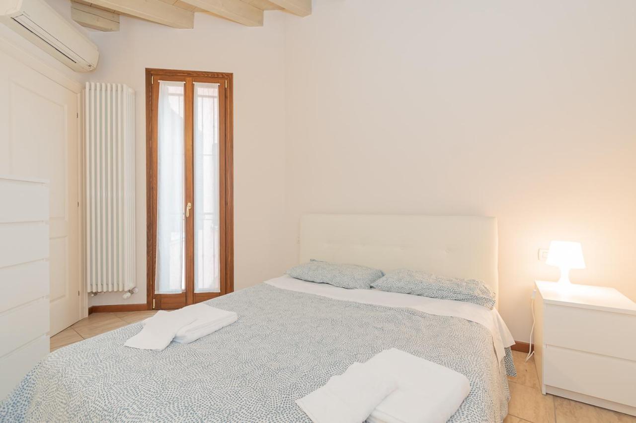 Trilocale Rua Sovera 85 - F&L Aparment Brescia Ngoại thất bức ảnh