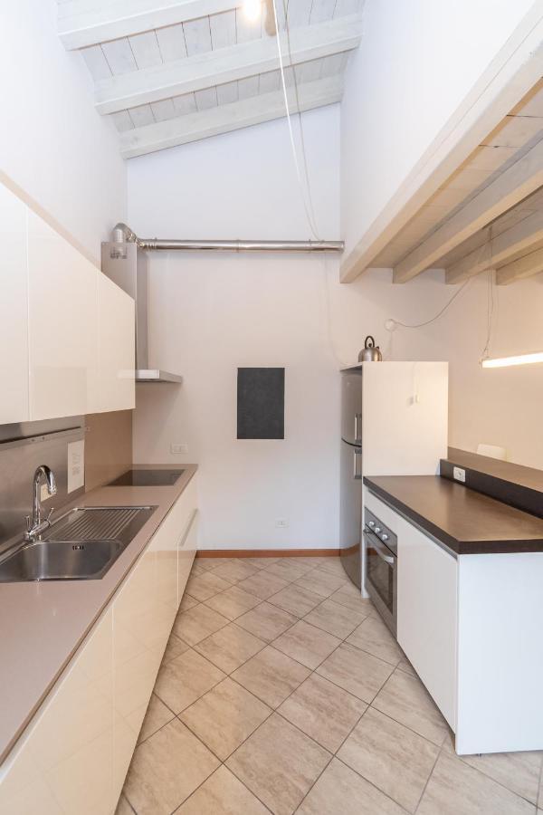 Trilocale Rua Sovera 85 - F&L Aparment Brescia Ngoại thất bức ảnh