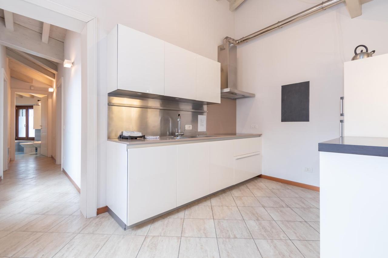 Trilocale Rua Sovera 85 - F&L Aparment Brescia Ngoại thất bức ảnh