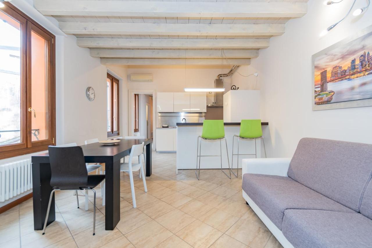 Trilocale Rua Sovera 85 - F&L Aparment Brescia Ngoại thất bức ảnh