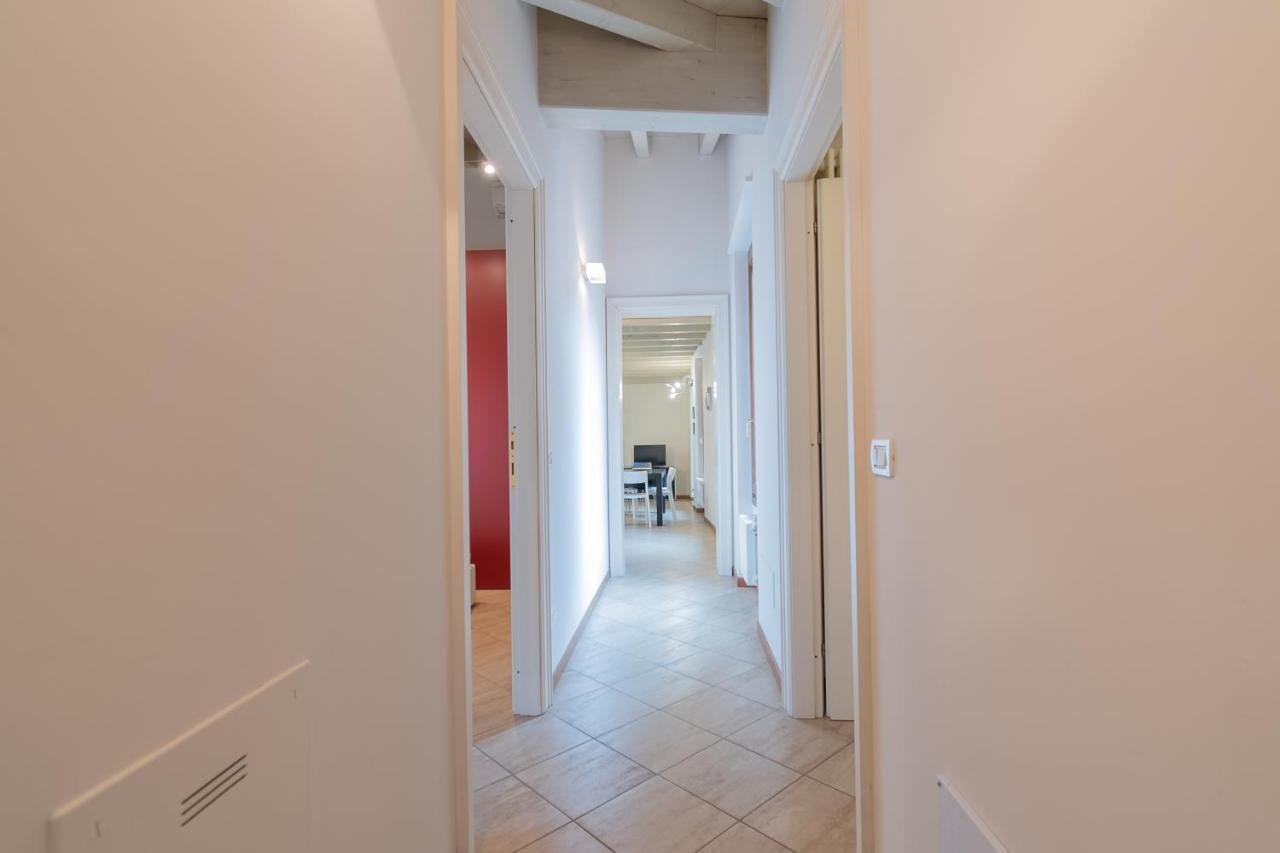 Trilocale Rua Sovera 85 - F&L Aparment Brescia Ngoại thất bức ảnh