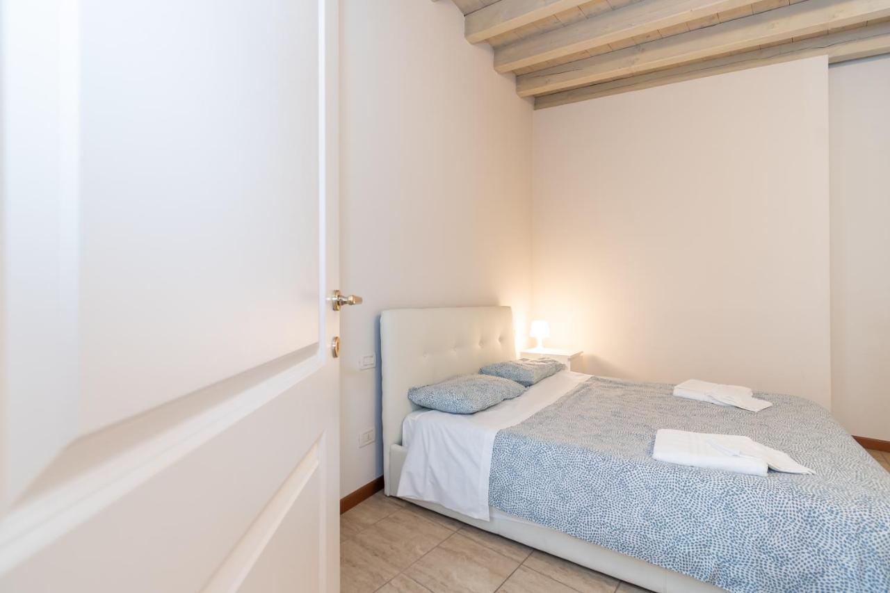 Trilocale Rua Sovera 85 - F&L Aparment Brescia Ngoại thất bức ảnh